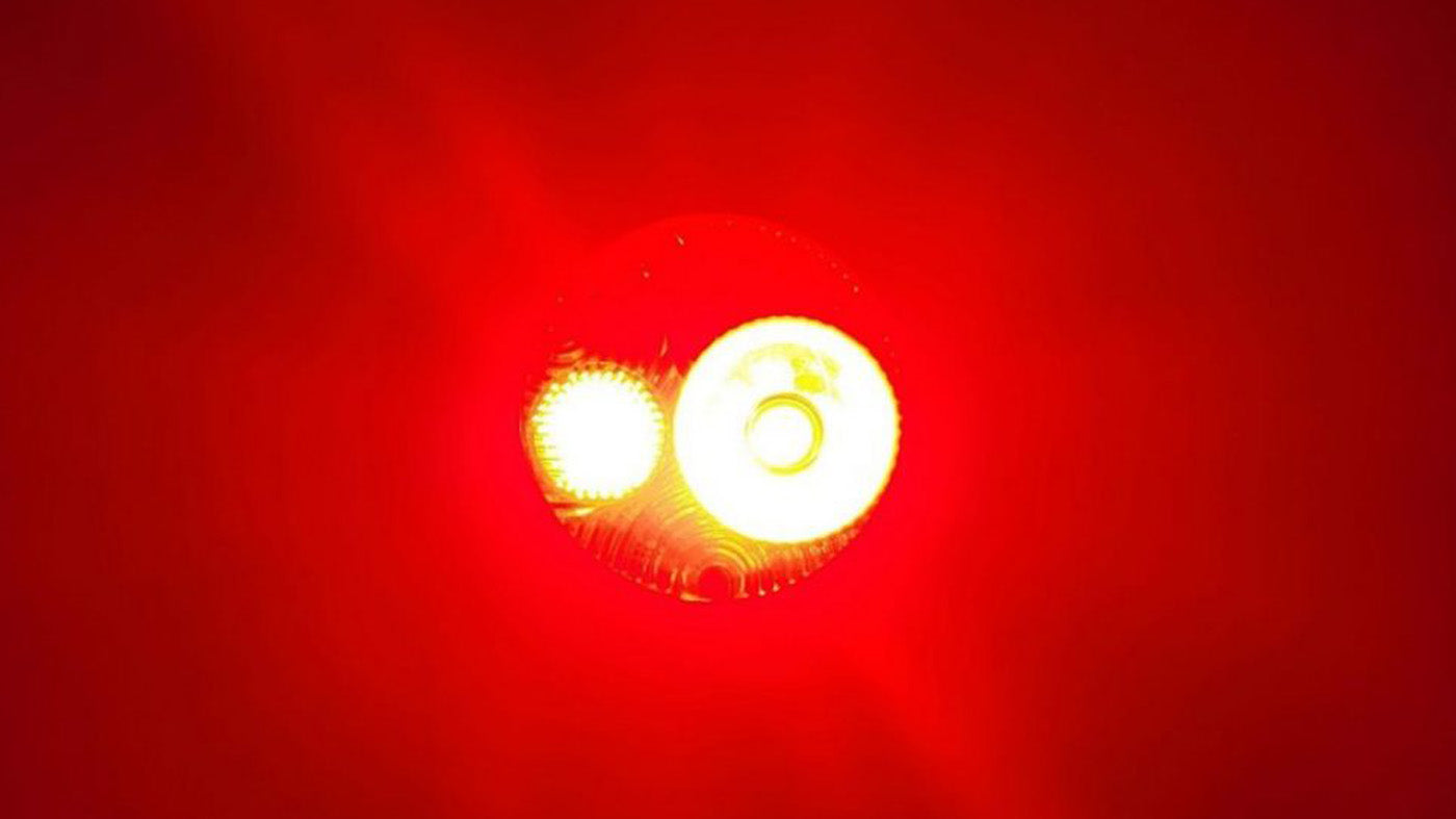 Luz roja: Un ejemplo de linterna personalizada